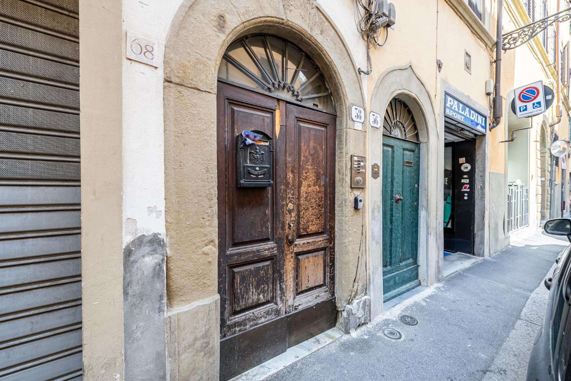 10 Minuti Duomo - Double Suite Con Idromassaggio Florence Exterior photo